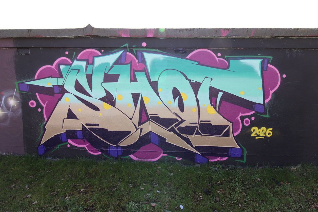 Graffiti SHOT